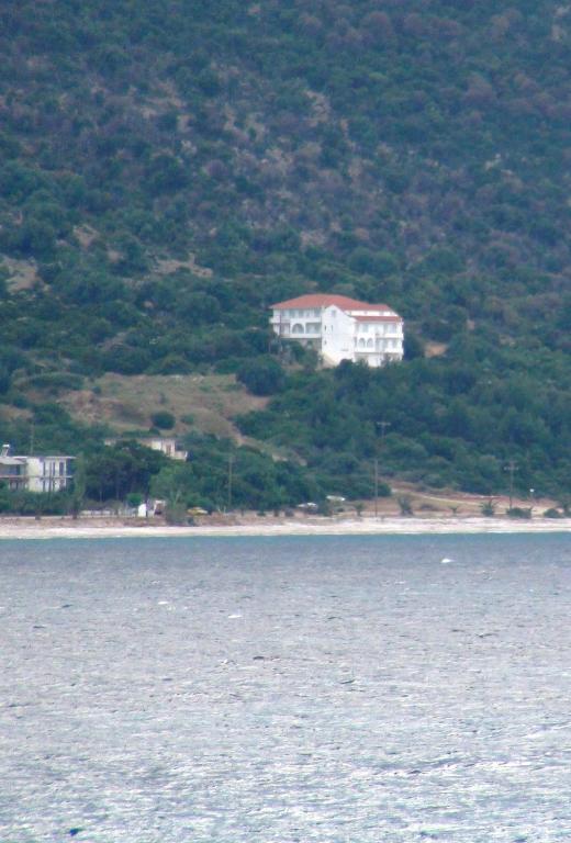 Filoxenia Hotel & Apartments room 1